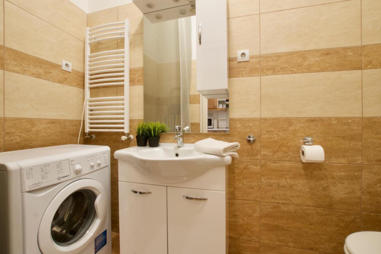 Standard Apartment By Hi5 - Asboth 15 Budapest Luaran gambar